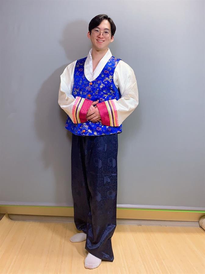 Аренда ханбок мужская корейская одежда