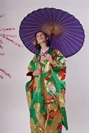 Фото в японском праздничном кимоно